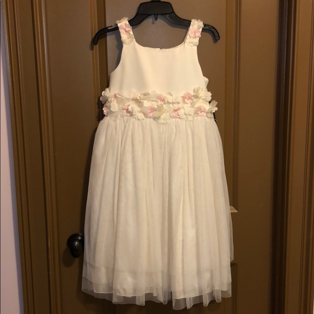 Jayne Copeland cream girl’s party/wedding dress. 7